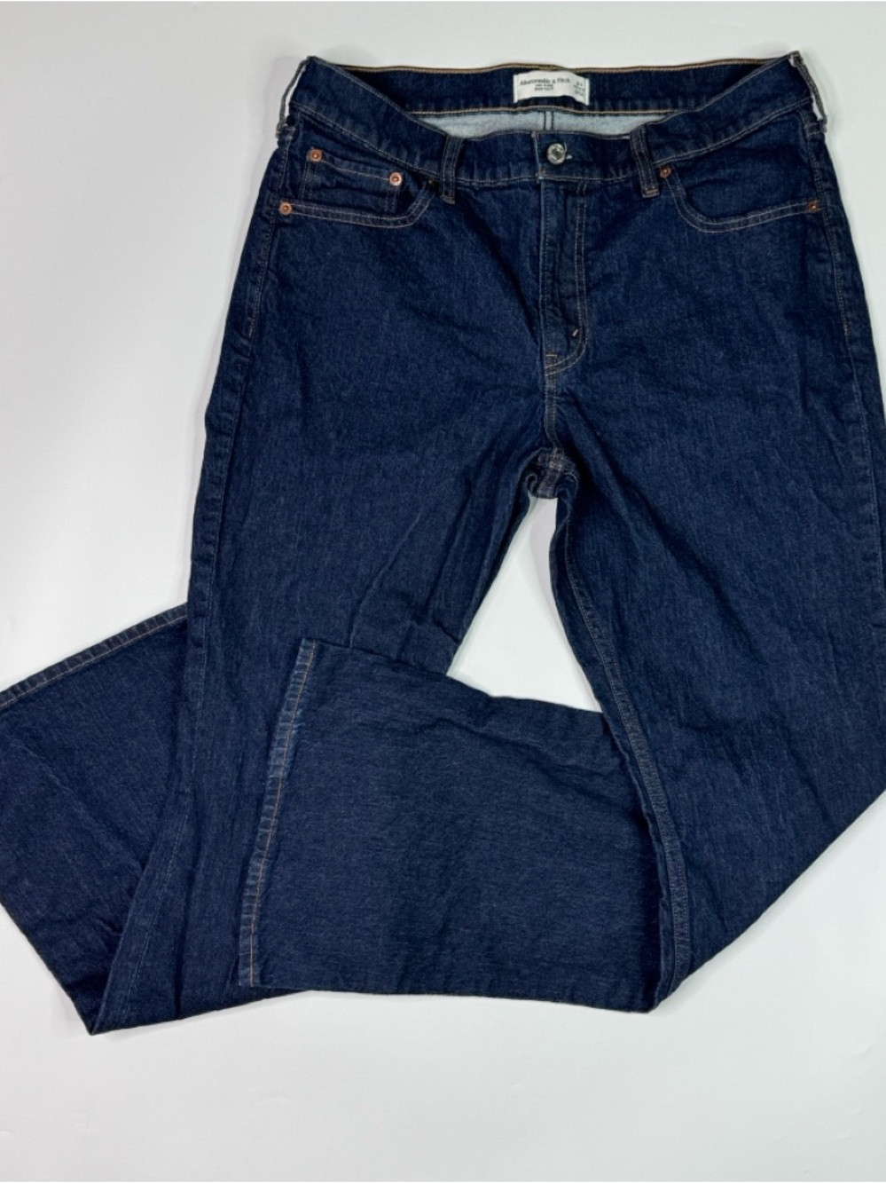 Abercrombie & Fitch Midrise Bootcut Dark Wash Jeans Size 31
